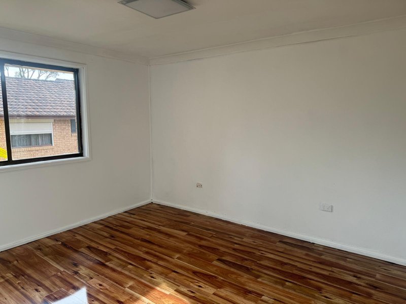 Photo - 2/107 Chester Road, Ingleburn NSW 2565 - Image 8