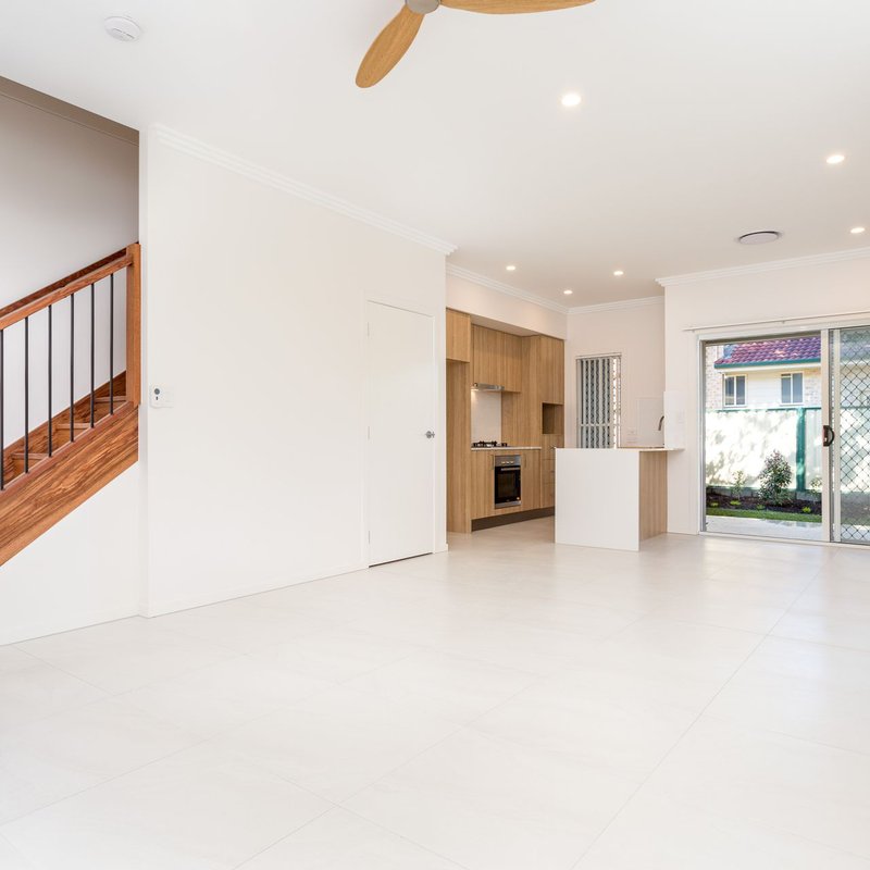 Photo - 2/107 Richmond Road, Morningside QLD 4170 - Image 3