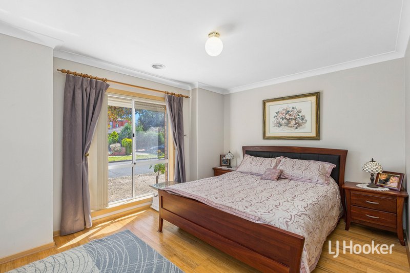 Photo - 2/107 Seabrook Boulevard, Seabrook VIC 3028 - Image 7