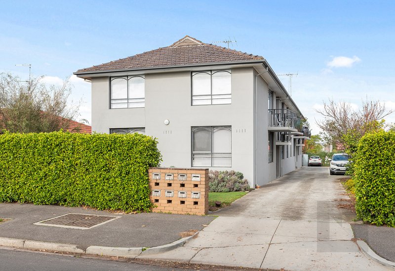 Photo - 2/107 Somerville Road, Yarraville VIC 3013 - Image 7