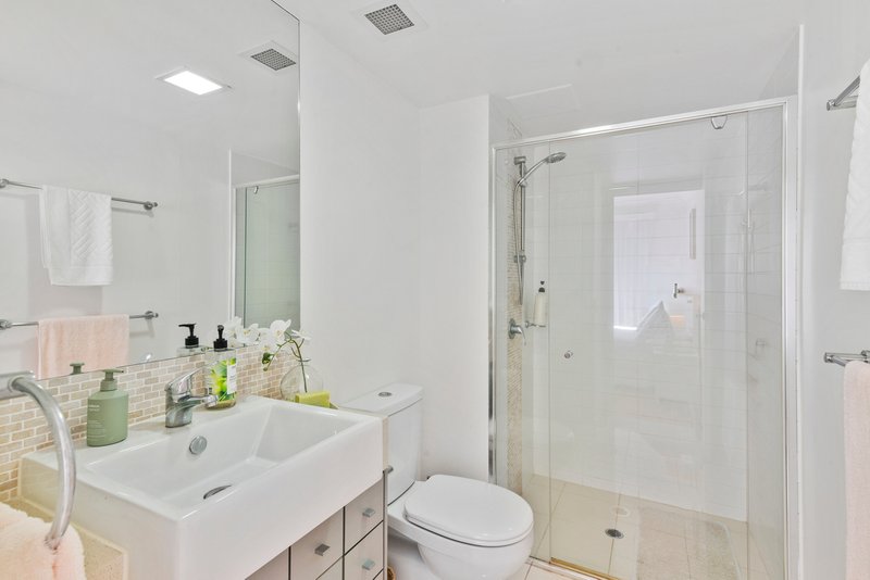 Photo - 2107/10 Fifth Avenue, Palm Beach QLD 4221 - Image 16