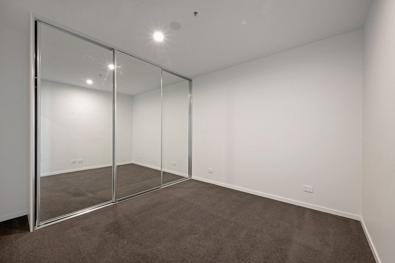 Photo - 2107/15 Bowes Street, Phillip ACT 2606 - Image 8