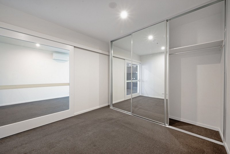 Photo - 2107/15 Bowes Street, Phillip ACT 2606 - Image 9