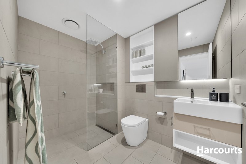Photo - 210/77 Hobsons Road, Kensington VIC 3031 - Image 7