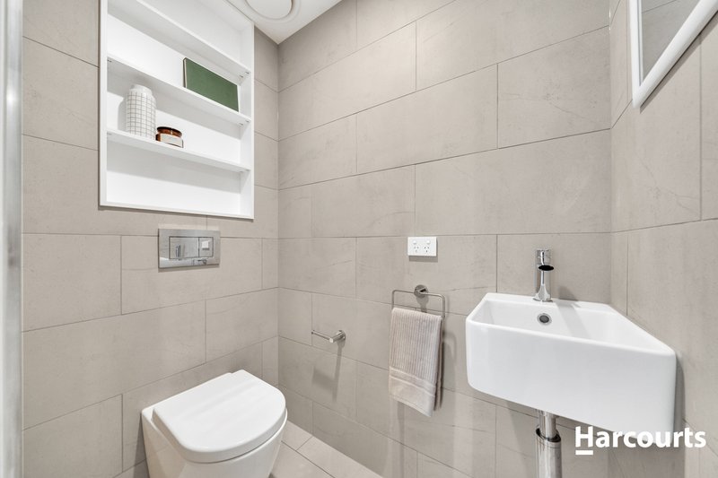 Photo - 210/77 Hobsons Road, Kensington VIC 3031 - Image 8