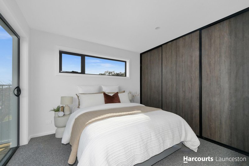 Photo - 2/107A Wildor Crescent, Ravenswood TAS 7250 - Image 12