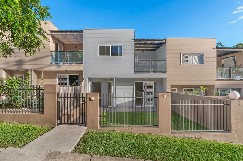 2/108 Nicholson St , Greenslopes QLD 4120