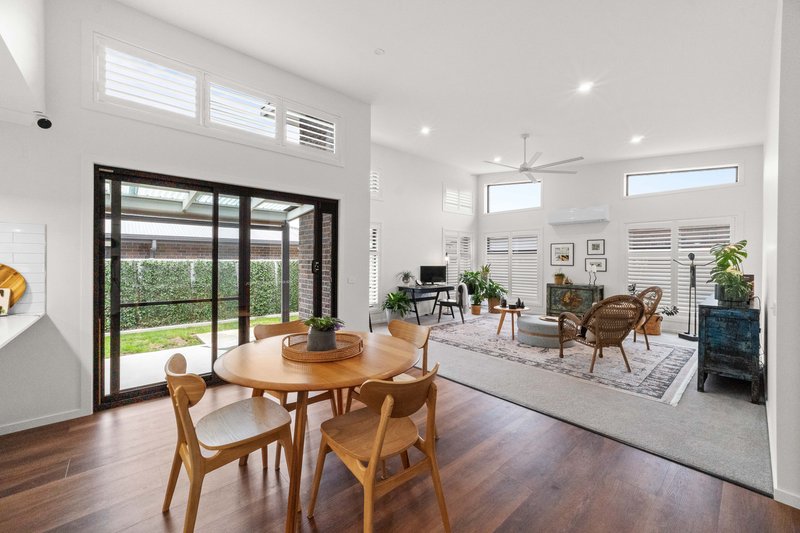 Photo - 2/108 River Road, Ambleside TAS 7310 - Image 7