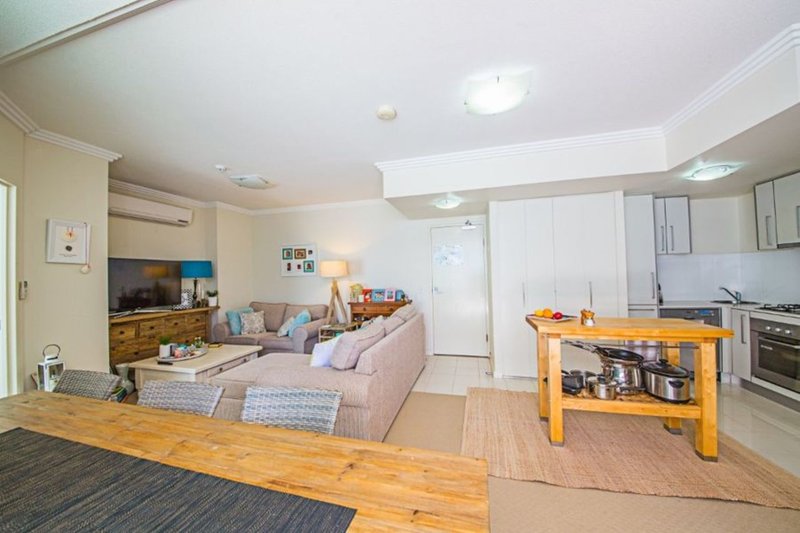 Photo - 2108/10 Fifth Ave , Palm Beach QLD 4221 - Image 2