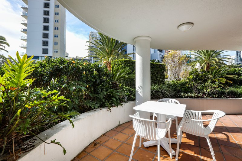 Photo - 2108/24 Queensland Avenue, Broadbeach QLD 4218 - Image 6