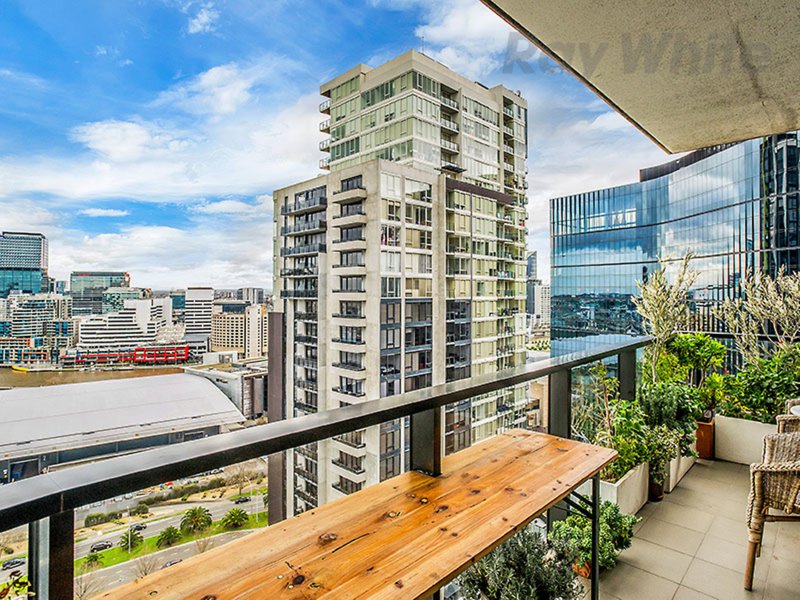 Photo - 2108/46-50 Haig Street, Southbank VIC 3006 - Image 8