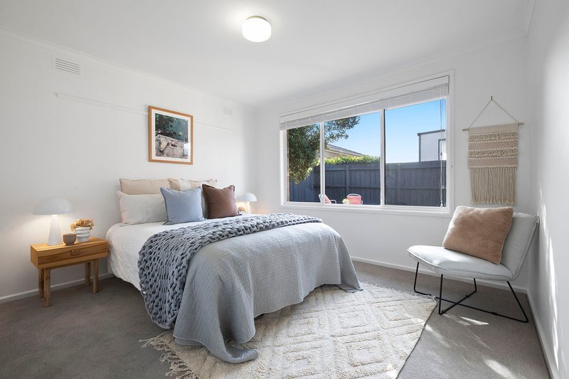 Photo - 2/109 Centre Dandenong Road, Cheltenham VIC 3192 - Image 11