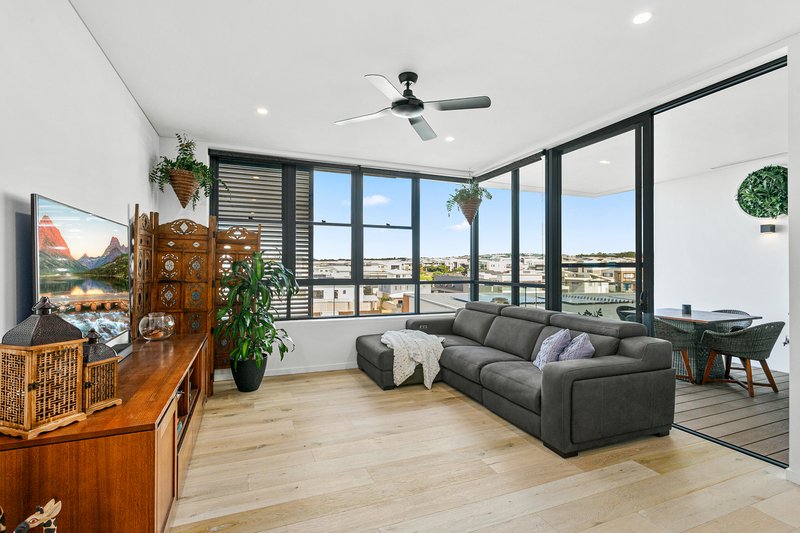 Photo - 210/9 Marina Drive, Shell Cove NSW 2529 - Image 4