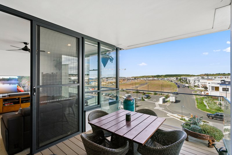 Photo - 210/9 Marina Drive, Shell Cove NSW 2529 - Image 5