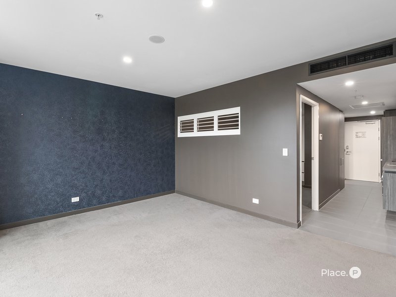 Photo - 210/959 Ann Street, Fortitude Valley QLD 4006 - Image 4