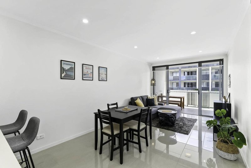 Photo - 2109/8 Lochaber Street, Dutton Park QLD 4102 - Image 2