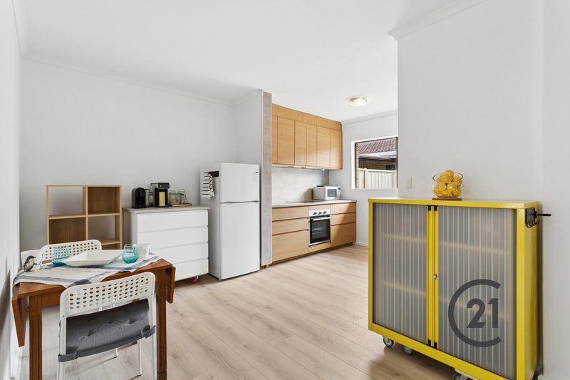 Photo - 2/10B Ronald Terrace, Glenelg North SA 5045 - Image 4