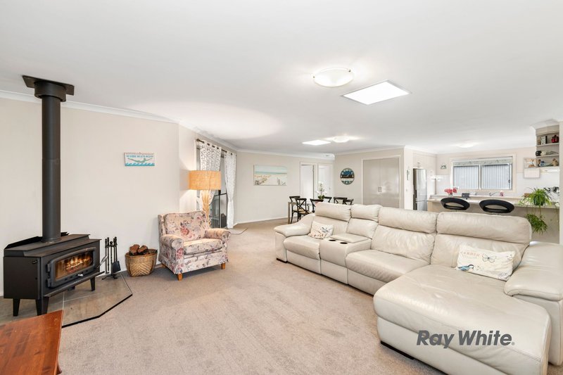 Photo - 2/10C Imlay Street, Broulee NSW 2537 - Image 2