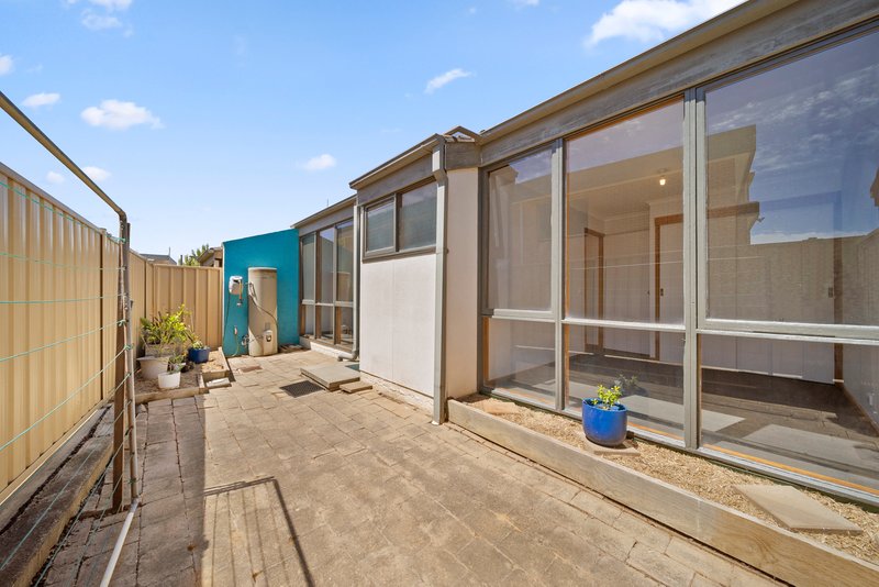 Photo - 2/11-13 Campbell Street, Queanbeyan NSW 2620 - Image 14