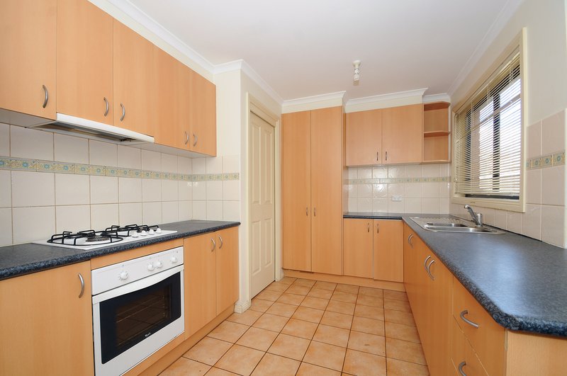Photo - 2/11-13 Frank Street, Noble Park VIC 3174 - Image 3