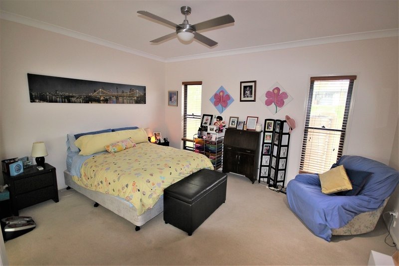 Photo - 211-219 Stephens Pl , Kooralbyn QLD 4285 - Image 19