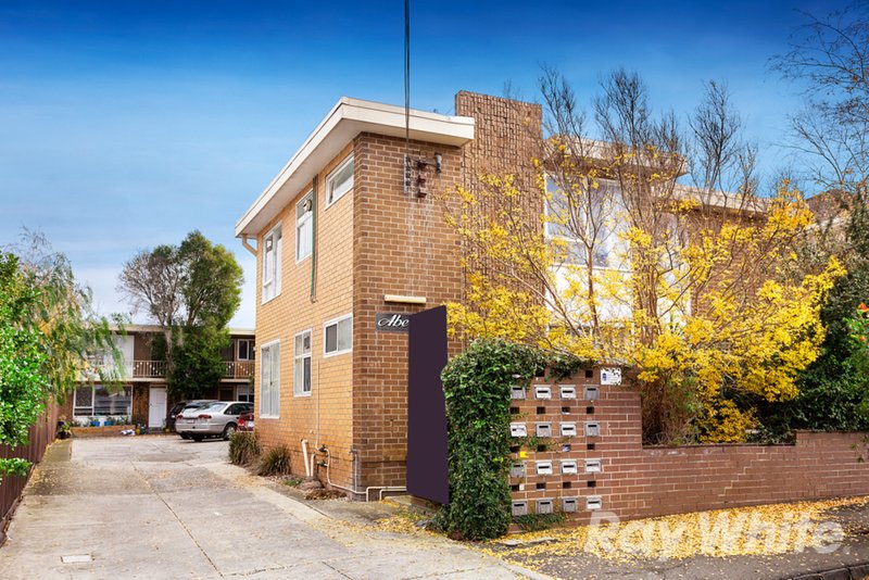 2/11 Aberdeen Street, Brunswick VIC 3056