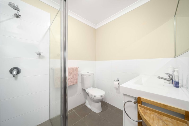 Photo - 2/11 Adams Street, Queanbeyan West NSW 2620 - Image 12