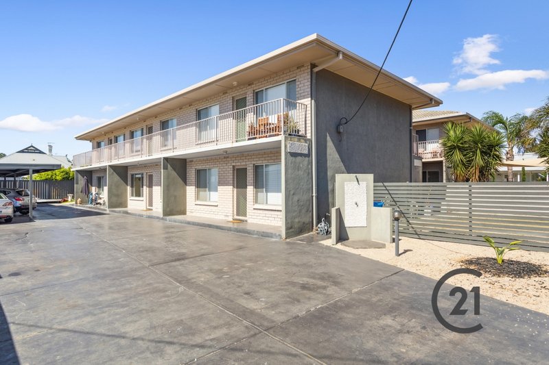 Photo - 2/11 Alexander Street, Largs Bay SA 5016 - Image 10