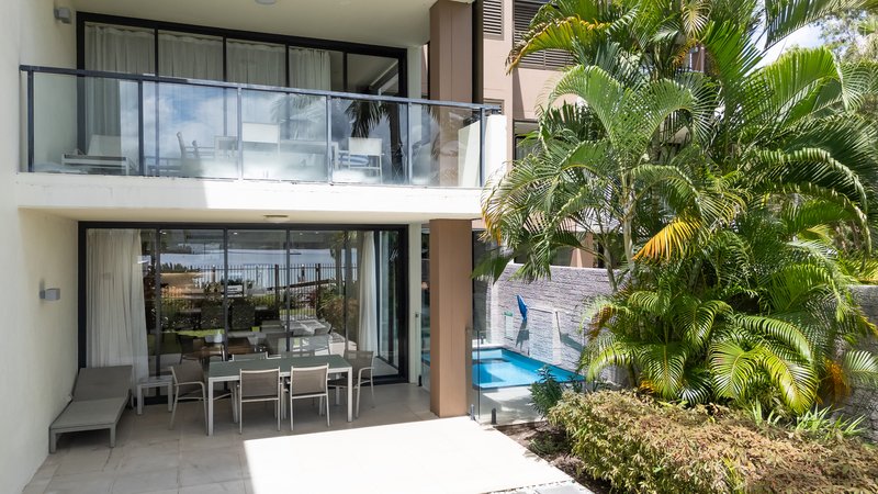 Photo - 2/11 Altmann Avenue, Cannonvale QLD 4802 - Image 2