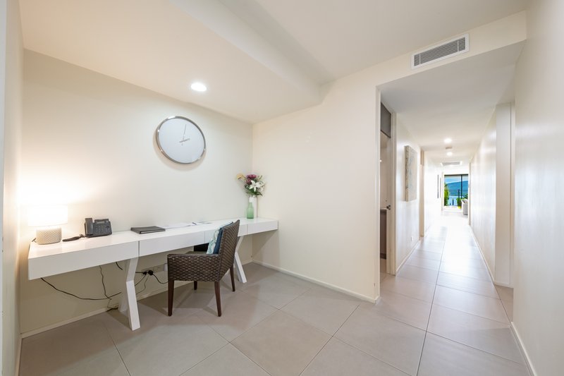 Photo - 2/11 Altmann Avenue, Cannonvale QLD 4802 - Image 4