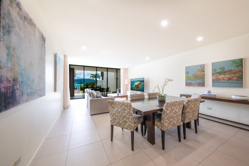 Photo - 2/11 Altmann Avenue, Cannonvale QLD 4802 - Image 5