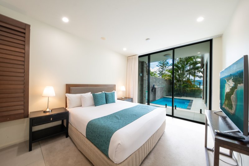 Photo - 2/11 Altmann Avenue, Cannonvale QLD 4802 - Image 12