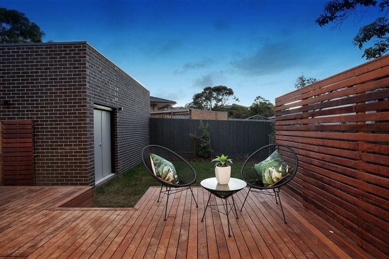 Photo - 2/11 Aspinall Road, Box Hill North VIC 3129 - Image 14