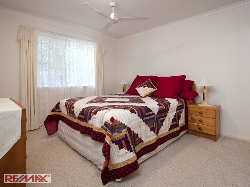 Photo - 211 Bigmor Drive, Elimbah QLD 4516 - Image 9