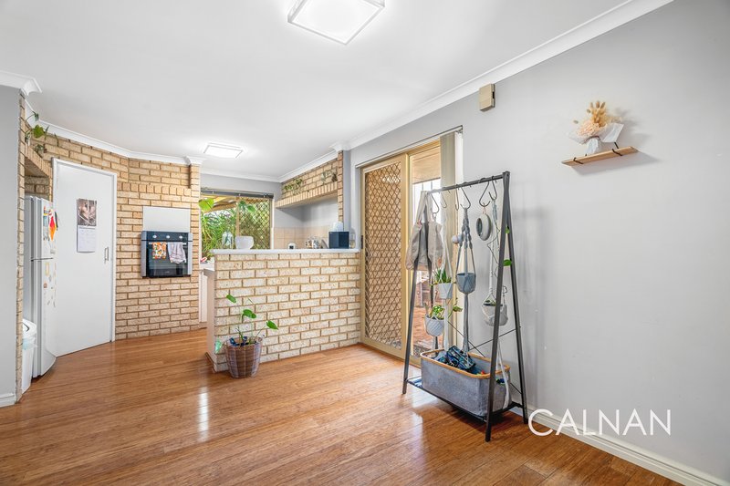 Photo - 2/11 Birdwood Road, Melville WA 6156 - Image 8