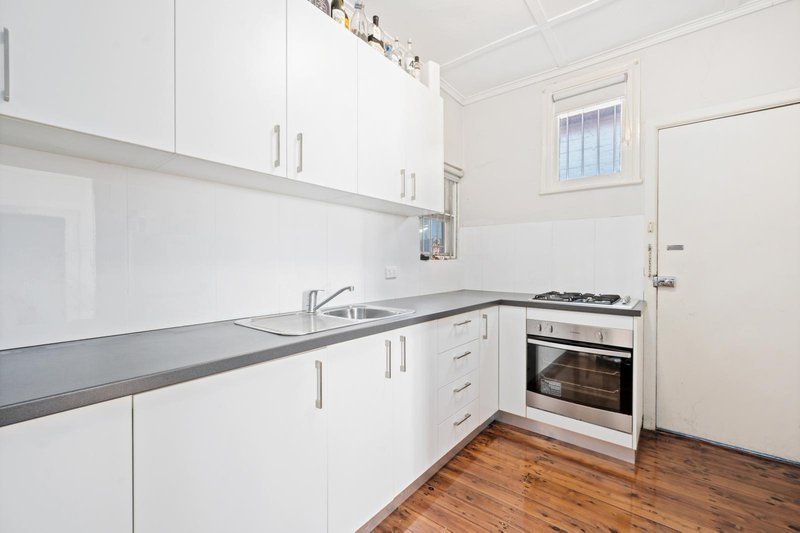 Photo - 2/11 Bogan Street, Summer Hill NSW 2130 - Image 4