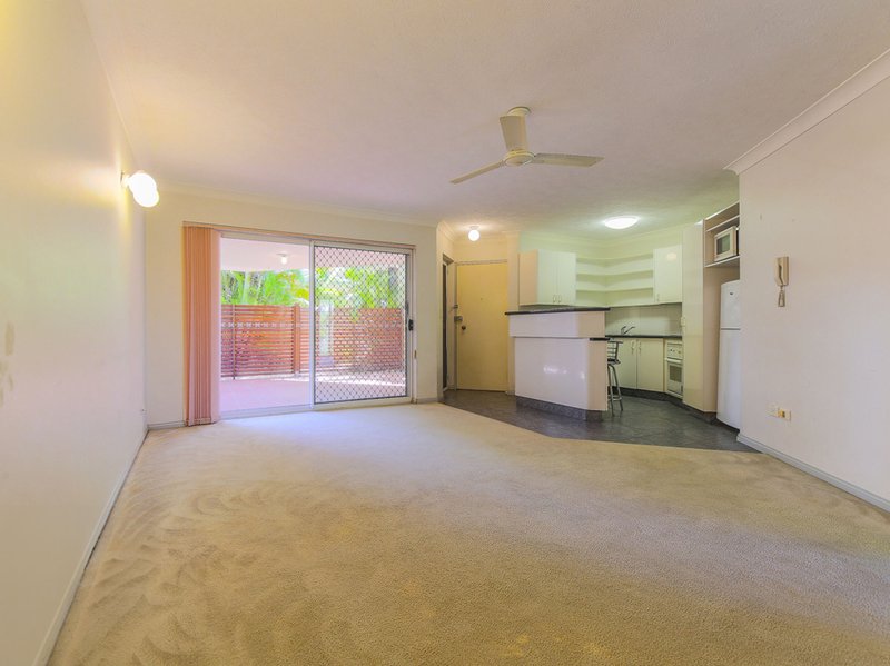 Photo - 2/11 Cadell Street, Toowong QLD 4066 - Image 6