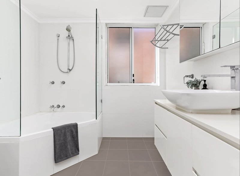 Photo - 2/11 Clarke Street, Vaucluse NSW 2030 - Image 7