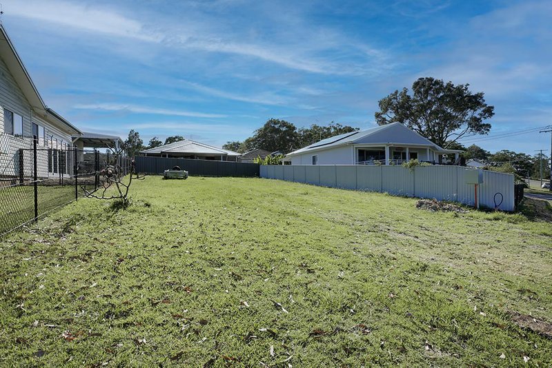 Photo - 211 Dobell Drive, Wangi Wangi NSW 2267 - Image 5