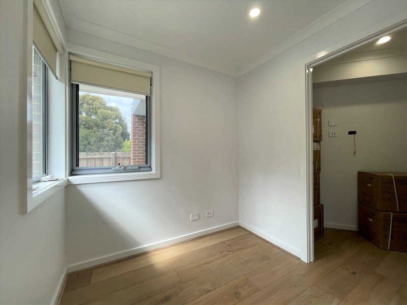 Photo - 2/11 Edith Street, Preston VIC 3072 - Image 9