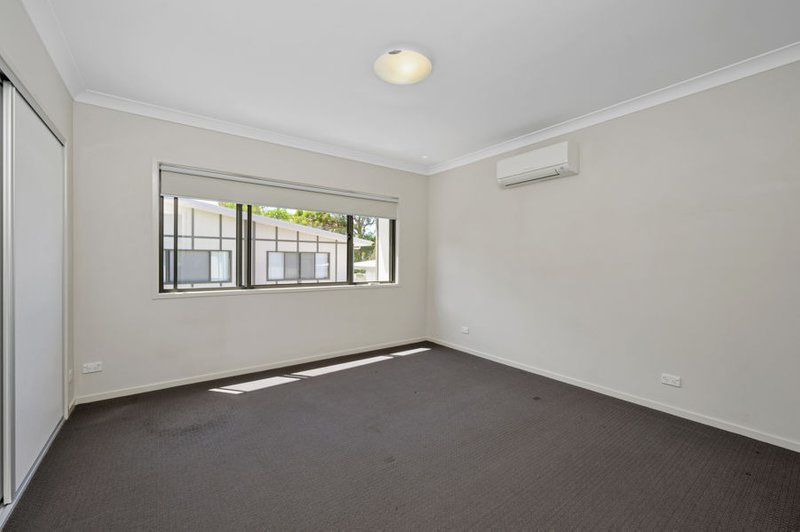 Photo - 2/11 Gosford Street, Mount Gravatt QLD 4122 - Image 6