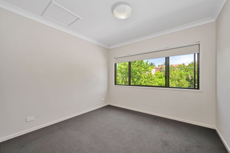 Photo - 2/11 Gosford Street, Mount Gravatt QLD 4122 - Image 8