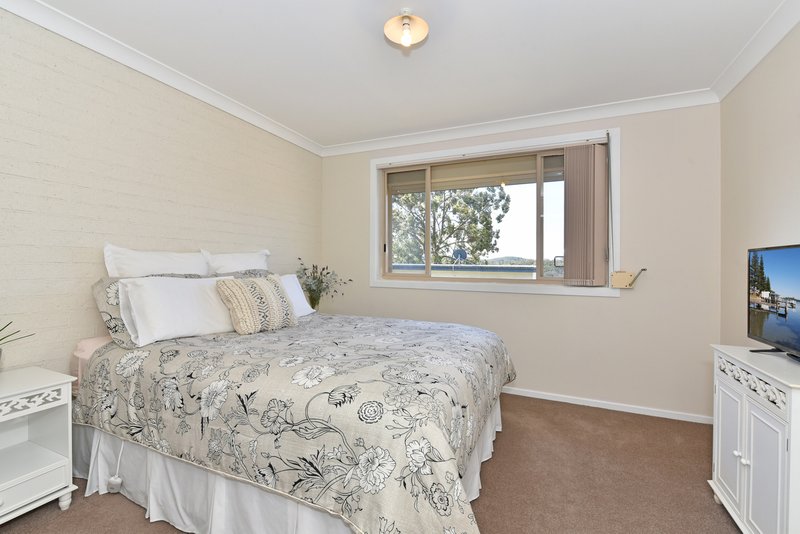 Photo - 2/11 Harborne Avenue, Rathmines NSW 2283 - Image 9