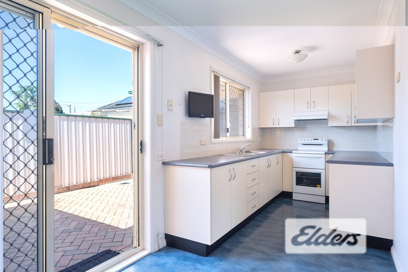 Photo - 2/11 Hobart Road, New Lambton NSW 2305 - Image 3