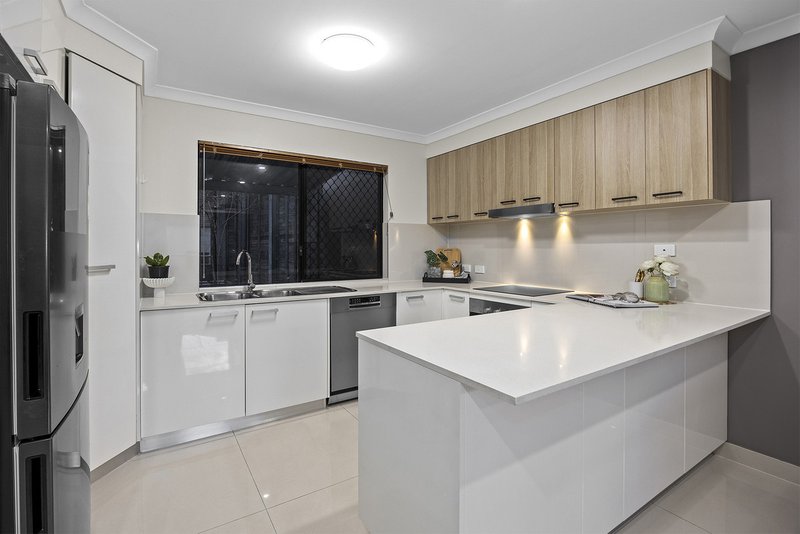 Photo - 21/1 Jaffa Crescent, Calamvale QLD 4116 - Image 2
