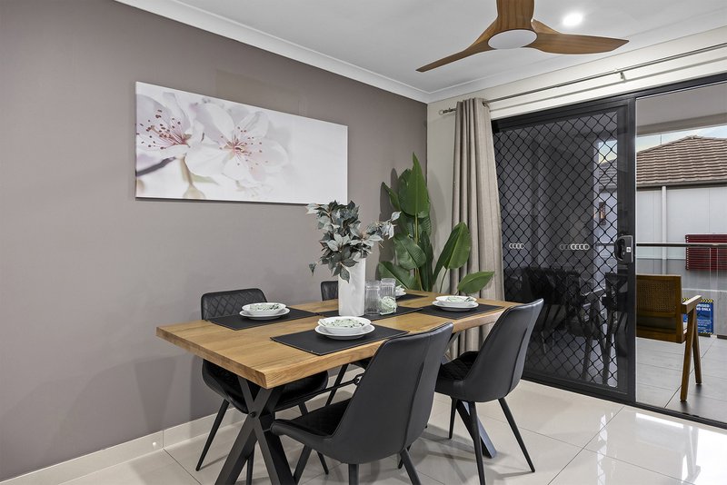 Photo - 21/1 Jaffa Crescent, Calamvale QLD 4116 - Image 5