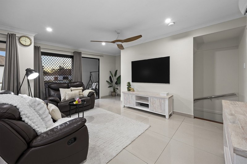 Photo - 21/1 Jaffa Crescent, Calamvale QLD 4116 - Image 6