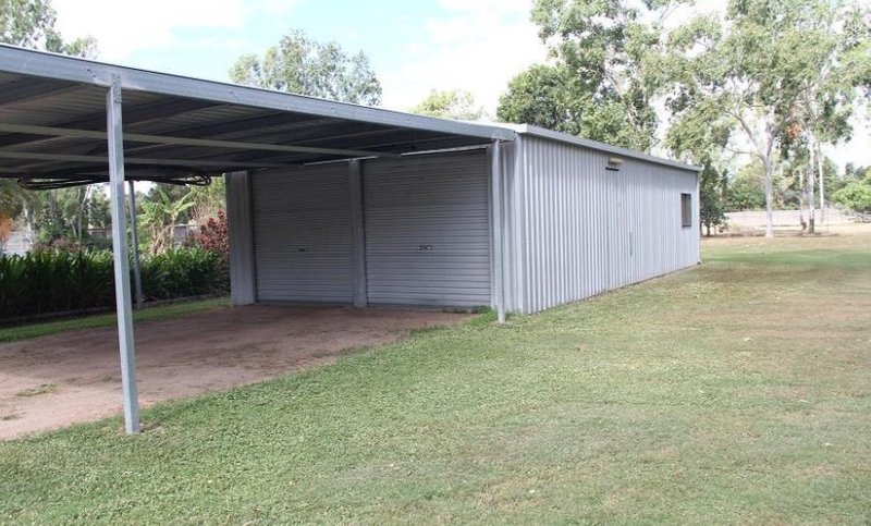 Photo - 211 Kelso Drive, Kelso QLD 4815 - Image 4