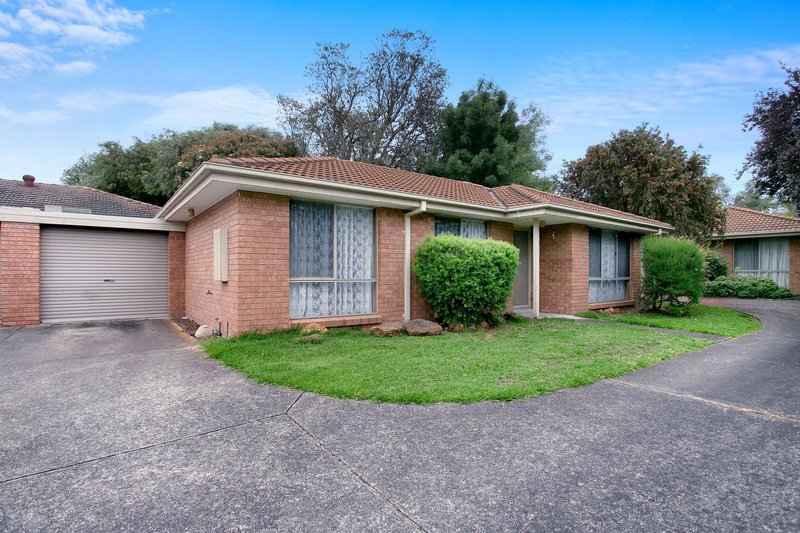 2/11 Lloyd Street, Langwarrin VIC 3910