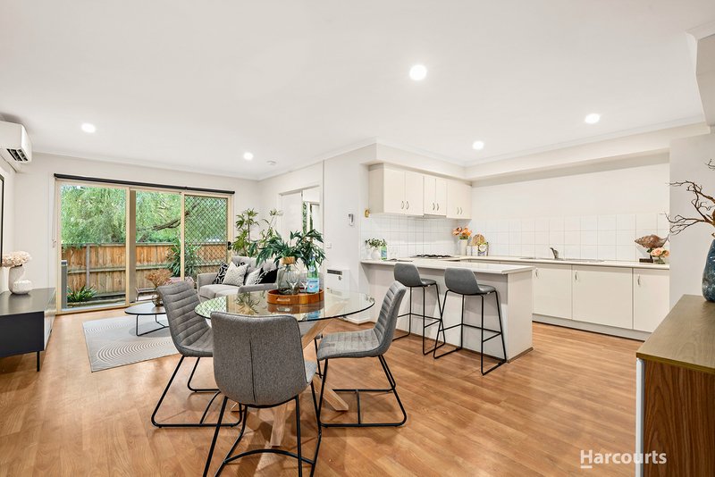 2/11 Milne Street, Templestowe VIC 3106